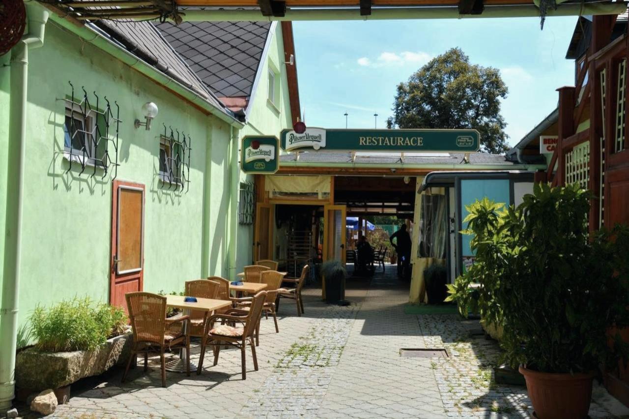 Penzion U Selongu Їндржихув-Градец Екстер'єр фото